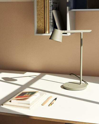 Fine Task Table Lamp