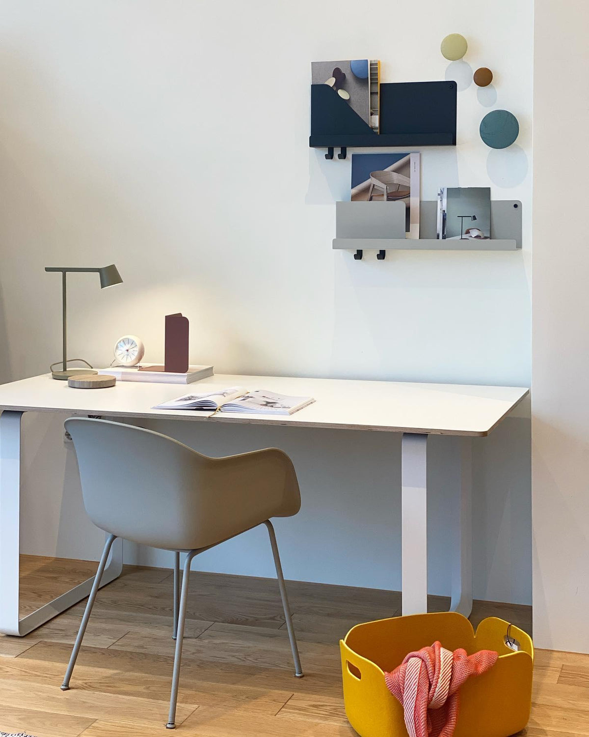 Fine Task Table Lamp
