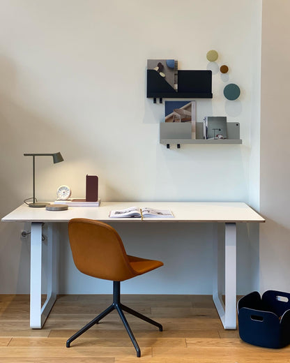 Fine Task Table Lamp