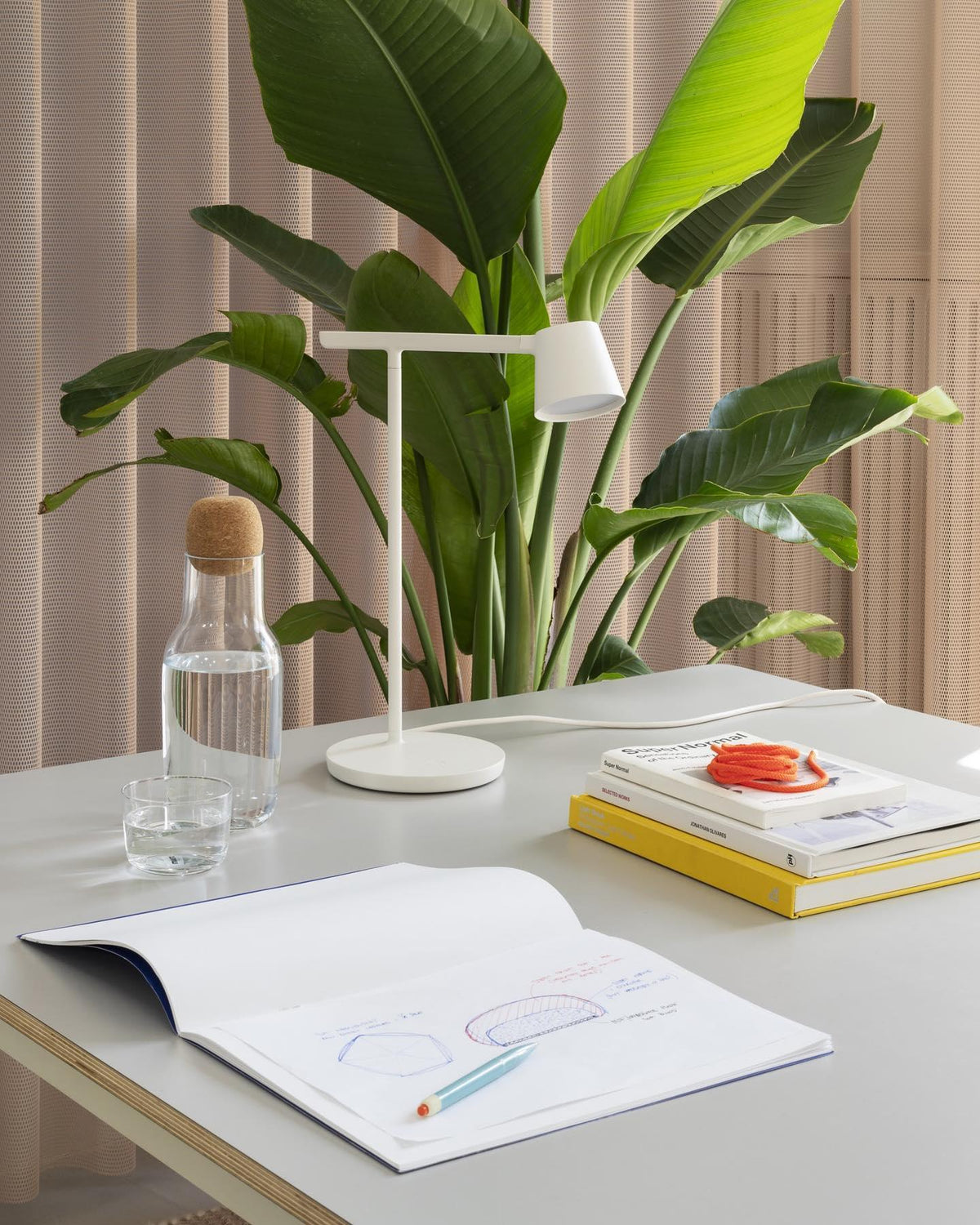 Fine Task Table Lamp