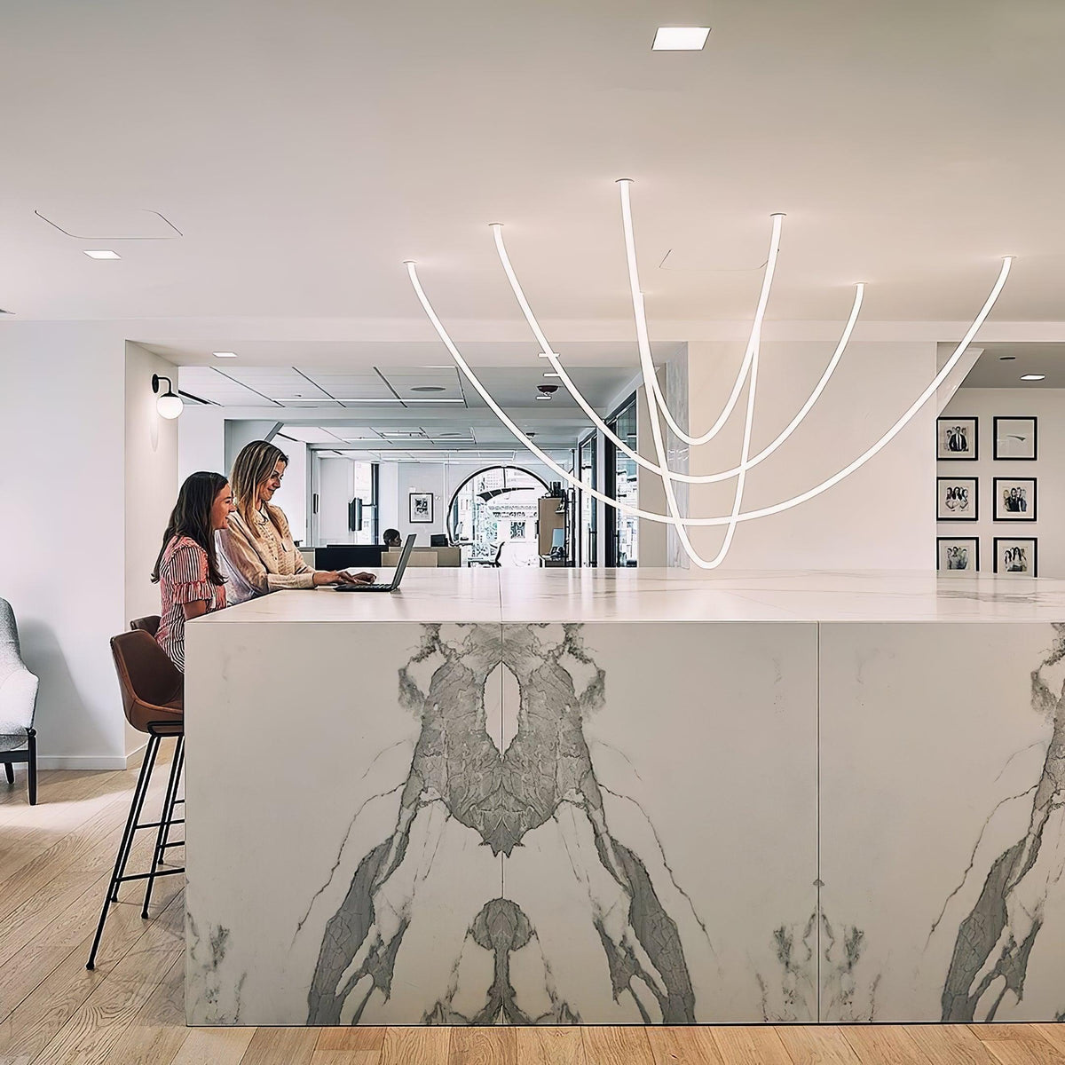 Softline Loop Pendant Light
