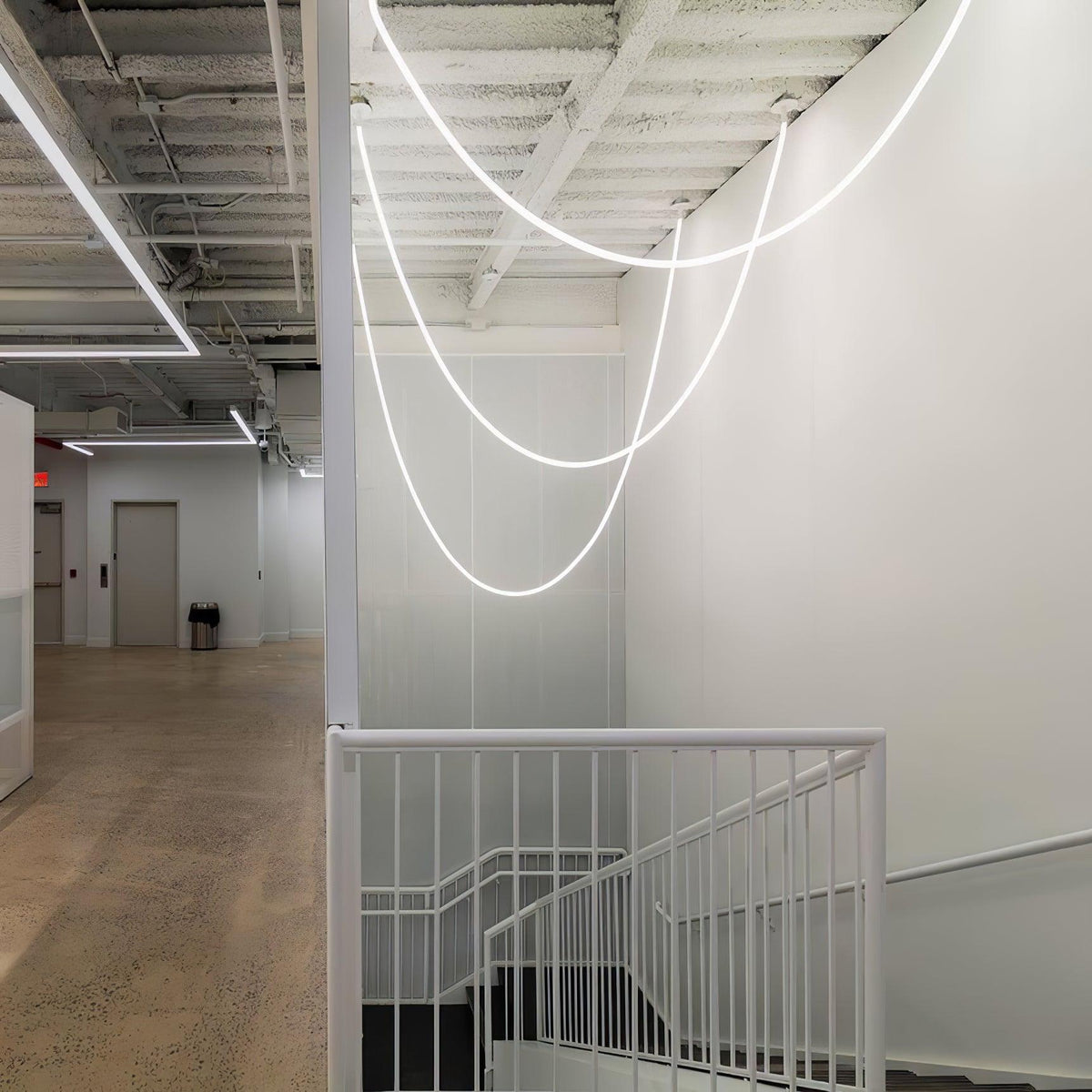 Softline Loop Pendant Light