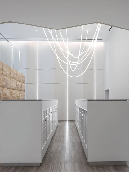 Softline Loop Pendant Light
