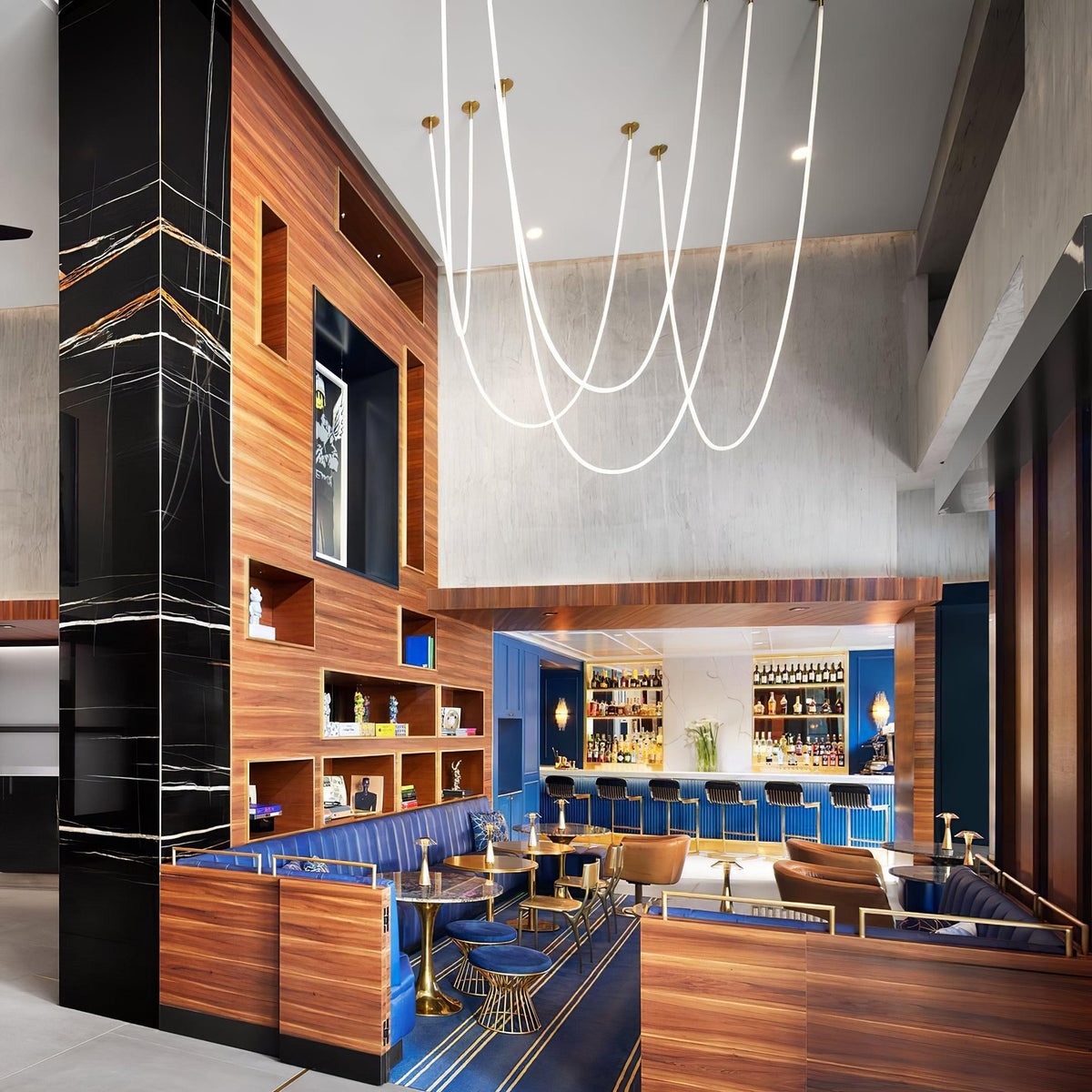 Softline Loop Pendant Light