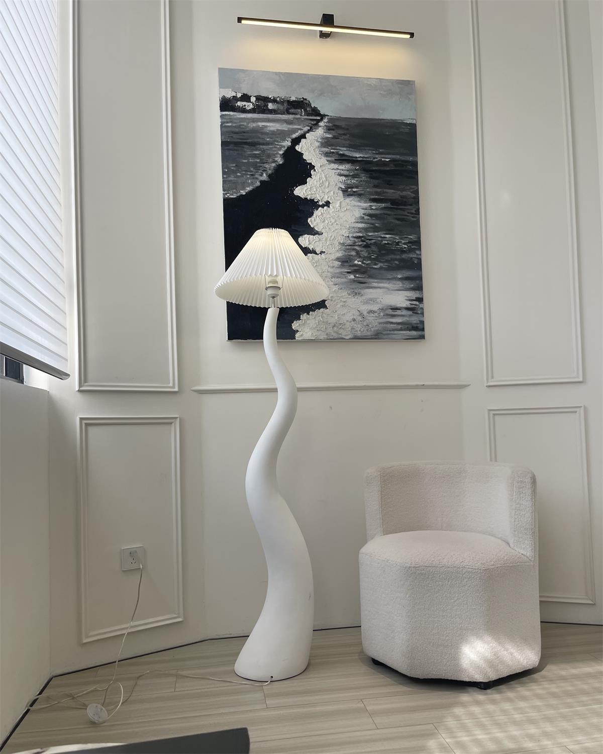 Soft Twist Floor Lamp