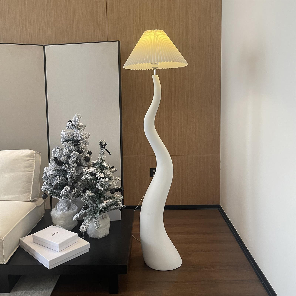 Soft Twist Floor Lamp
