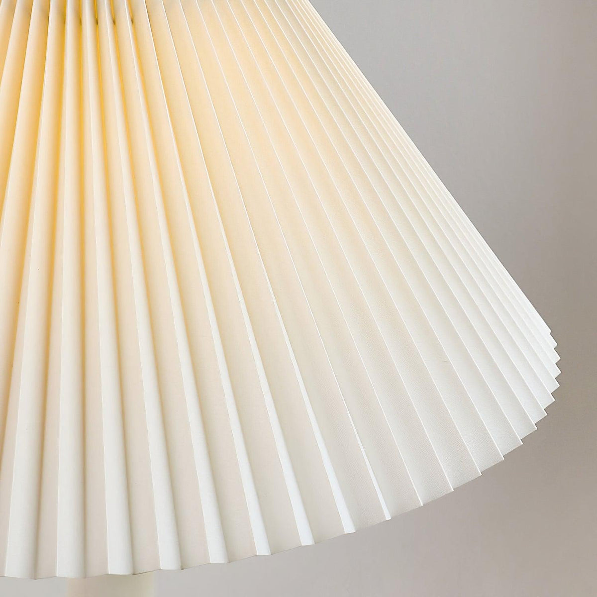 Soft Twist Floor Lamp