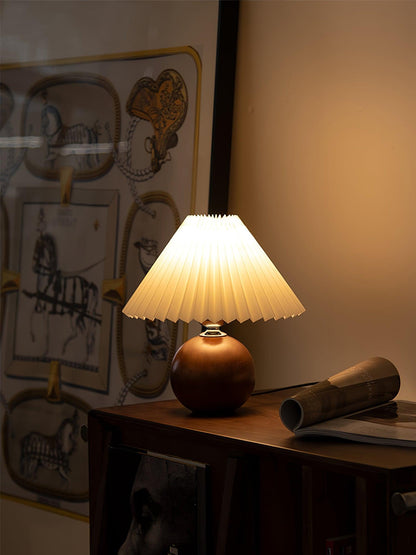 Anchor Pleat Table Lamp