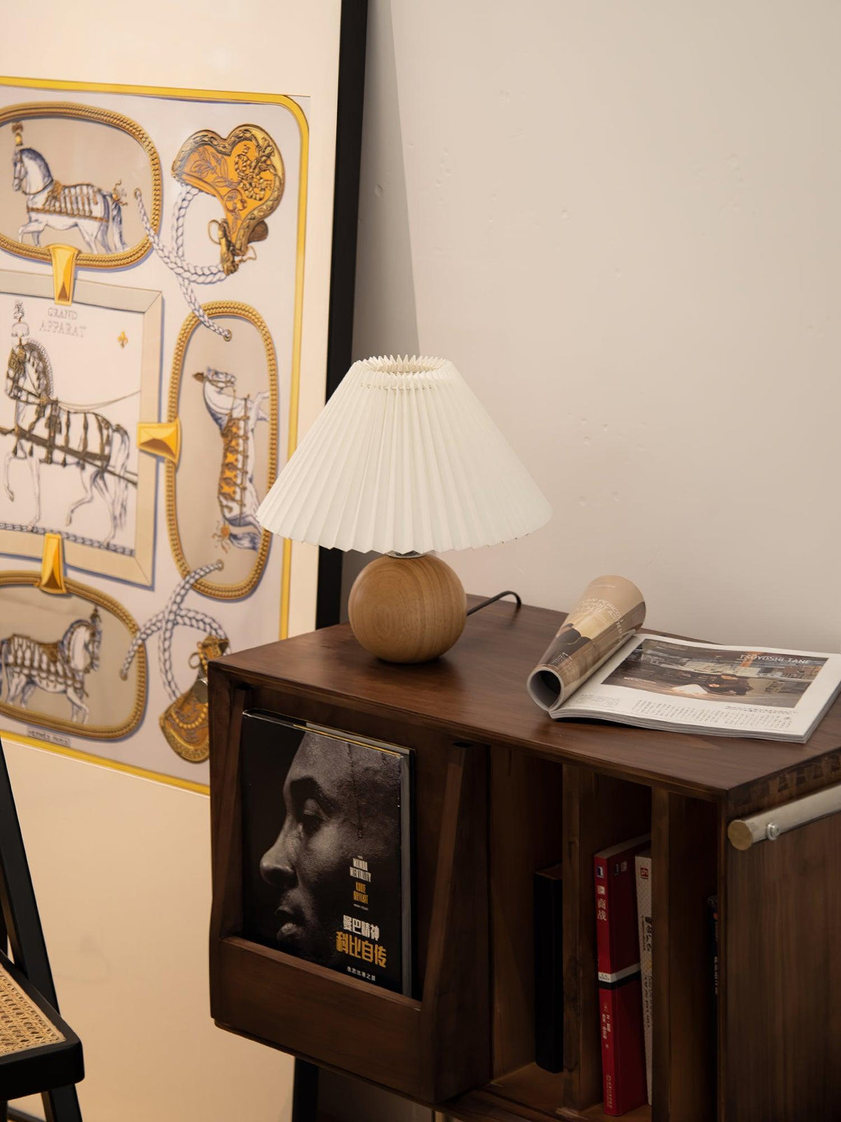 Anchor Pleat Table Lamp