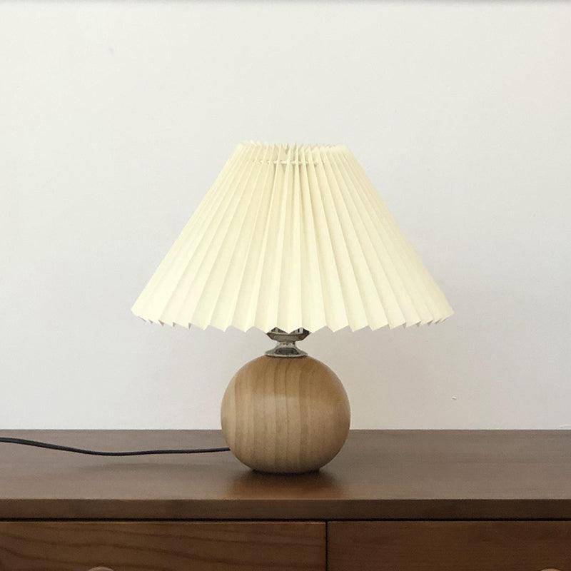 Anchor Pleat Table Lamp