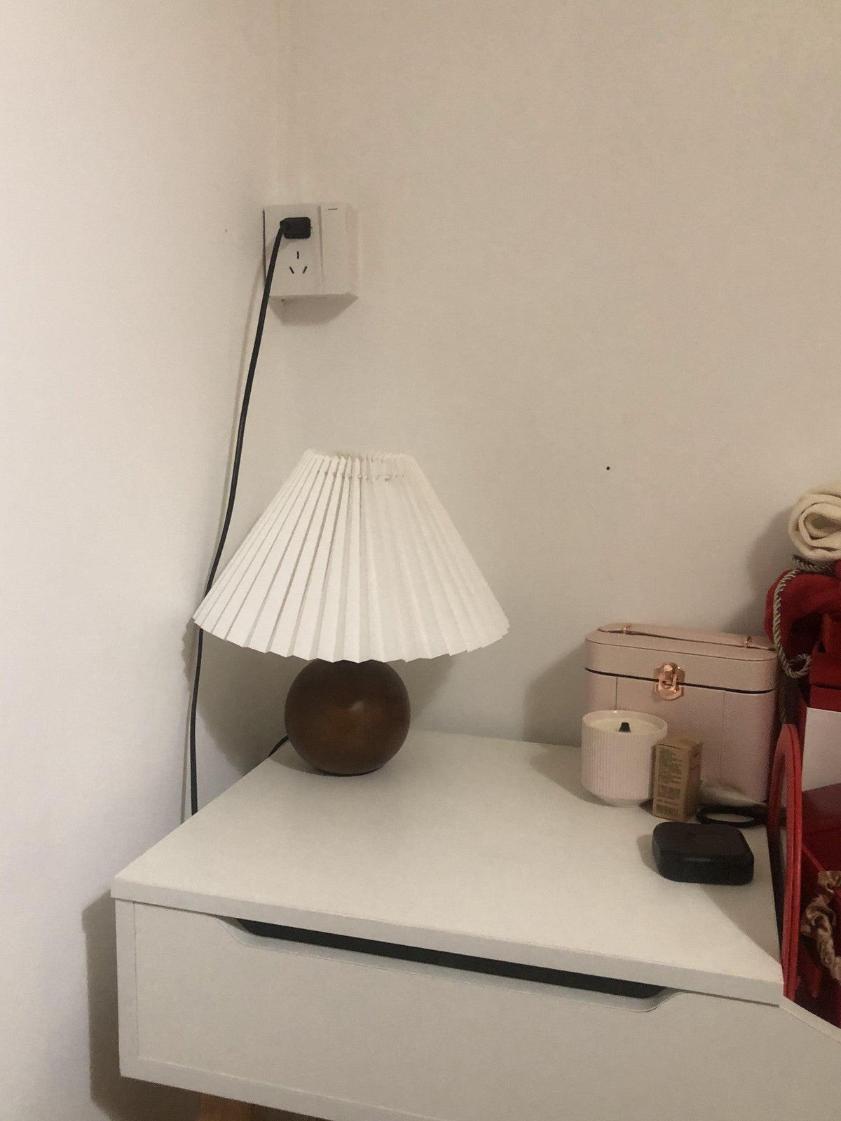 Anchor Pleat Table Lamp