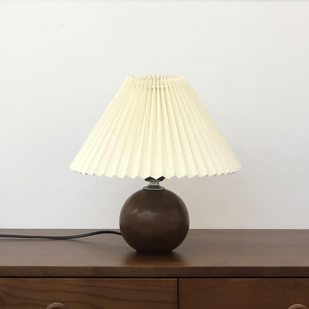 Anchor Pleat Table Lamp