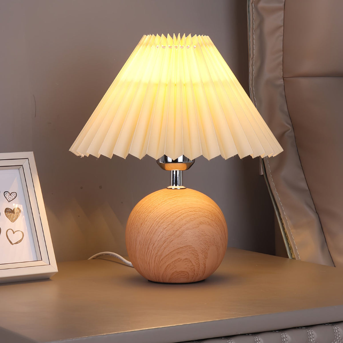 Anchor Pleat Table Lamp