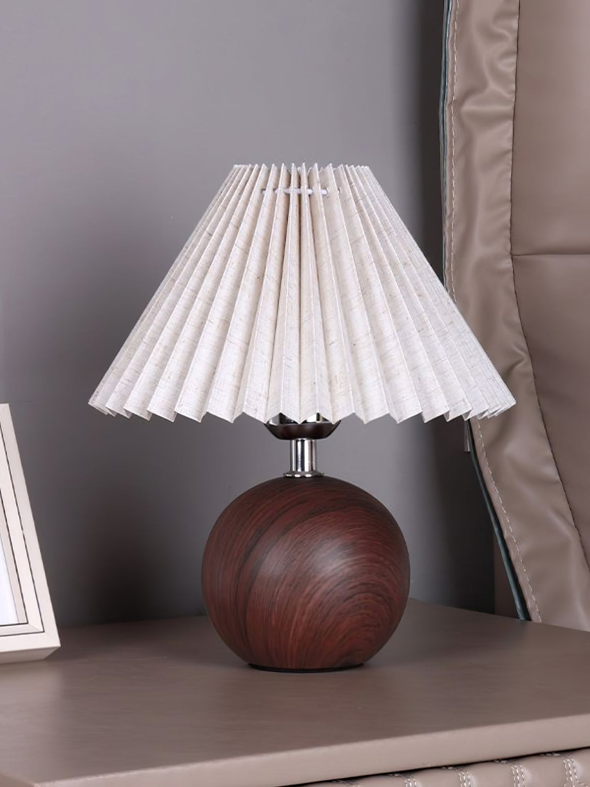 Anchor Pleat Table Lamp