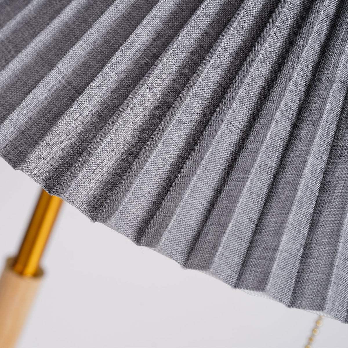Column Pleat Table Lamp